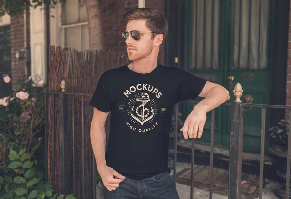 Black Mens T Shirt Mockup 1