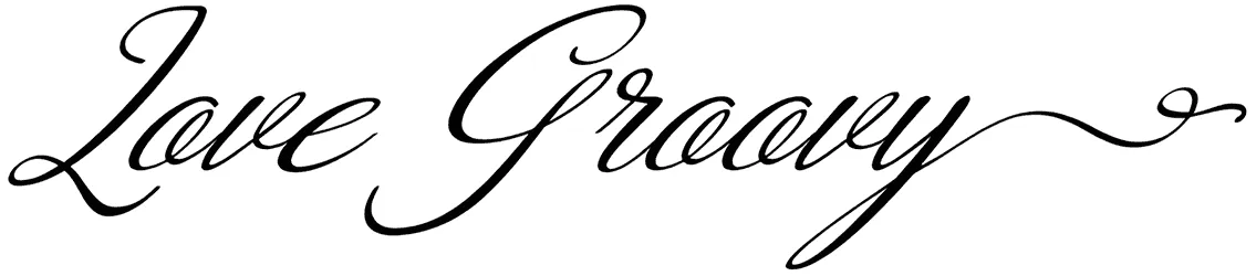 Love Groovy Font 1