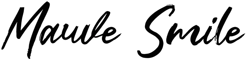 Mauve Smile Font 1
