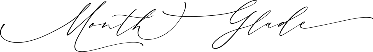 Month Glade Font 1