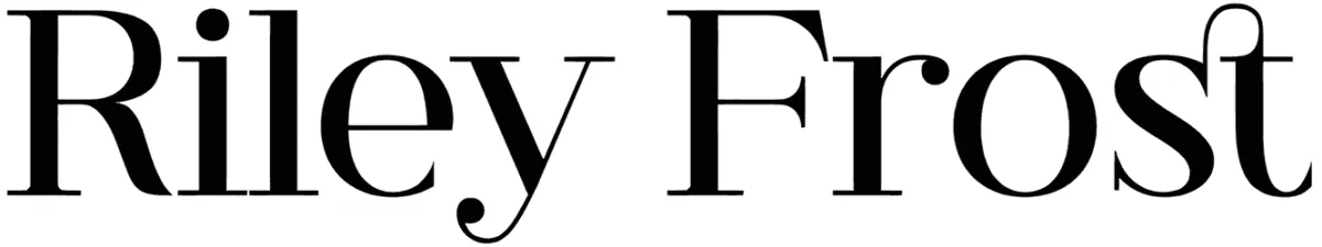 Riley Frost Font 1