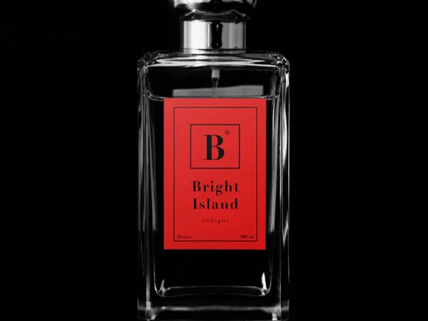 Super Luxurious Perfume Bottle Mockup with Label 1 1